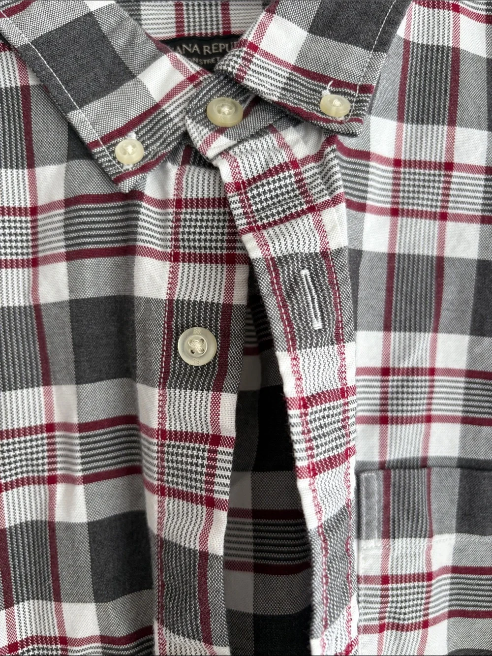 Banana Republic Men's Black, White & Red Plaid Button-Down Shirt - Grant Fit
